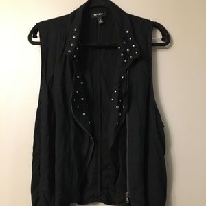 Women’s Torrid Size 2 Vest